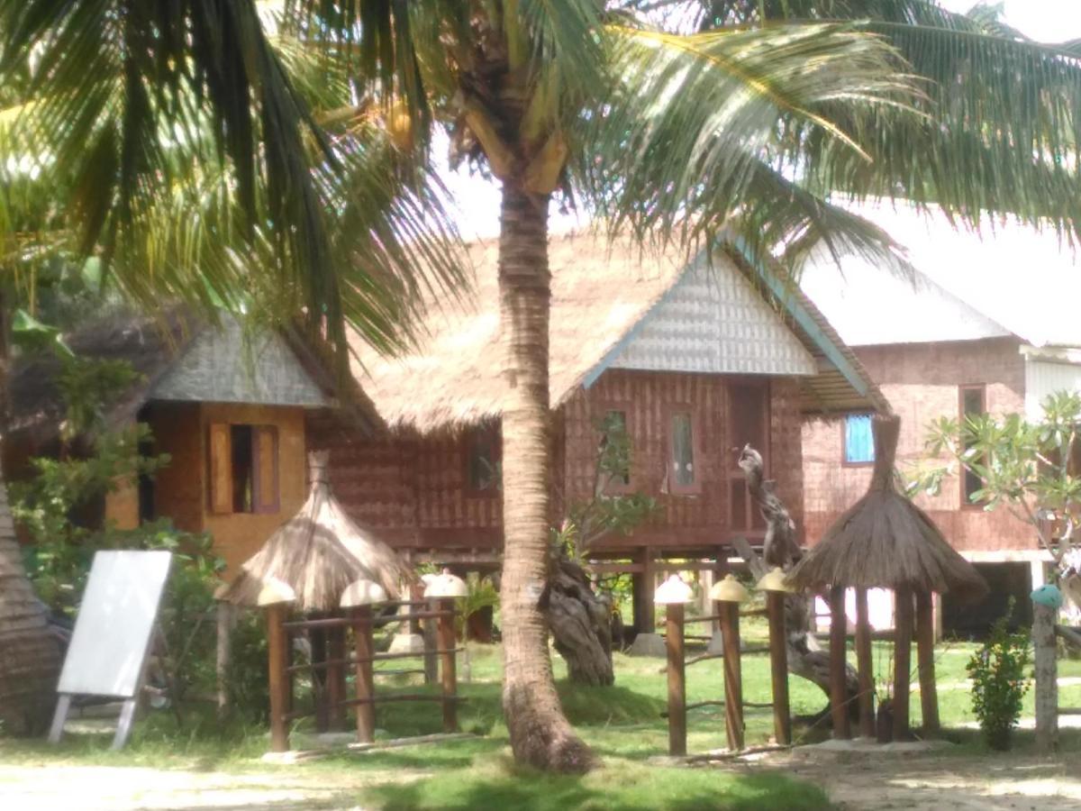 Asari Timo Cottage Karimunjawa Luaran gambar